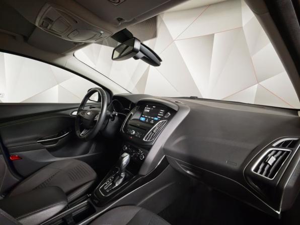 Ford Focus III Рестайлинг с пробегом 2018 года, цена 1 370 000 рублей, 58968 км, хэтчбек, Автокод Объявления
