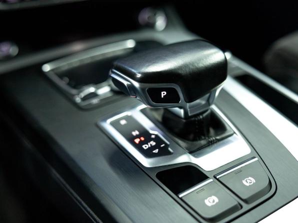 Audi Q5 II (FY) с пробегом 2018 года, цена 3 209 900 рублей, 151444 км, внедорожник, Автокод Объявления