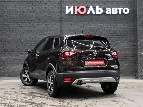 Renault Kaptur I с пробегом 2019 года, цена 1 780 000 рублей, 69158 км, внедорожник, Автокод Объявления