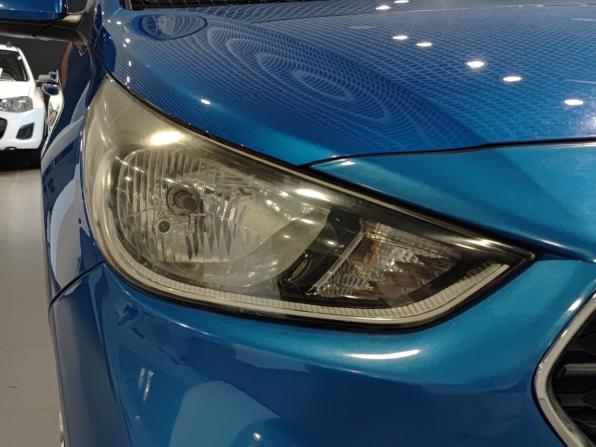 Hyundai Solaris II с пробегом 2017 года, цена 1 040 000 рублей, 99156 км, седан, Автокод Объявления