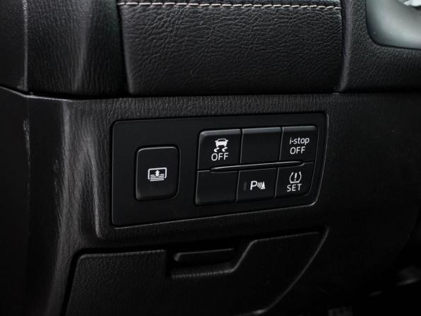 Mazda 6 III (GJ) Рестайлинг с пробегом 2016 года, цена 2 118 000 рублей, 166829 км, седан, Автокод Объявления
