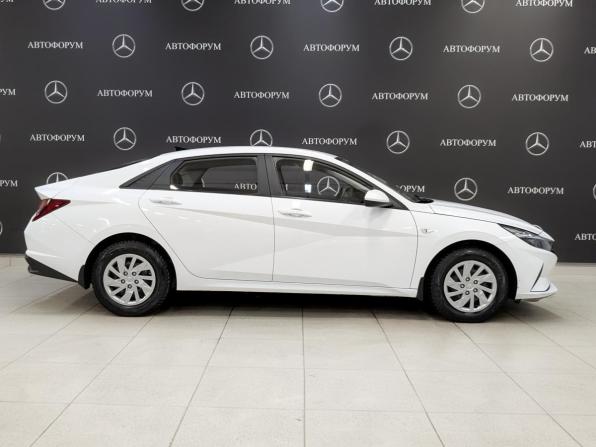 Hyundai Elantra VII (CN7) с пробегом 2022 года, цена 1 960 000 рублей, 88531 км, седан, Автокод Объявления