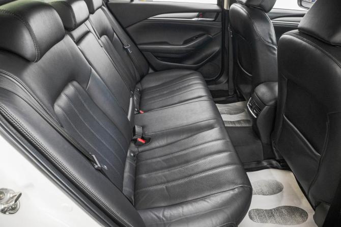 Mazda 6 III (GJ) Рестайлинг 2 с пробегом 2021 года, цена 1 999 000 рублей, 282000 км, седан, Автокод Объявления