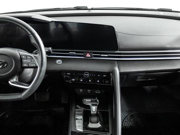 Hyundai Elantra VII (CN7) с пробегом 2021 года, цена 1 985 000 рублей, 48000 км, седан, Автокод Объявления
