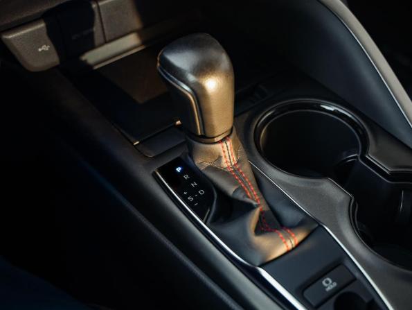 Toyota Camry VIII (XV70) Рестайлинг с пробегом 2021 года, цена 2 399 777 рублей, 223000 км, седан, Автокод Объявления