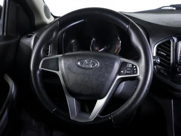 Lada (ВАЗ) XRAY I с пробегом 2019 года, цена 534 000 рублей, 233942 км, хэтчбек, Автокод Объявления