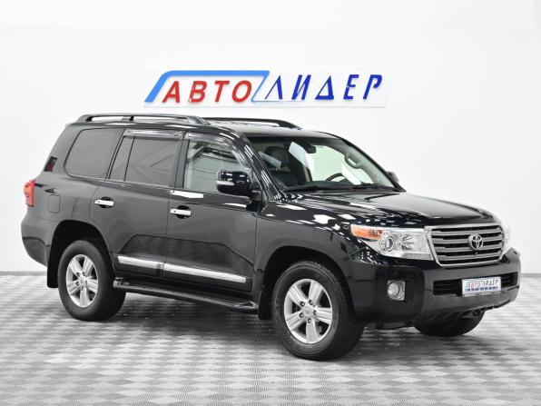 Toyota Land Cruiser 200 Series Рестайлинг 1 с пробегом 2015 года, цена 2 599 000 рублей, 118131 км, внедорожник, Автокод Объявления