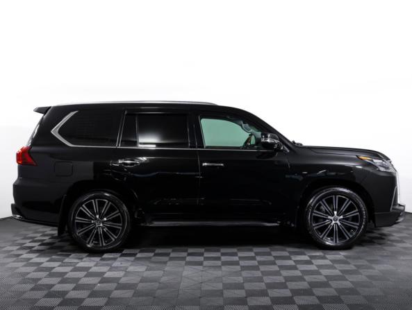 Lexus LX III Рестайлинг 2 с пробегом 2016 года, цена 7 550 000 рублей, 98250 км, внедорожник, Автокод Объявления