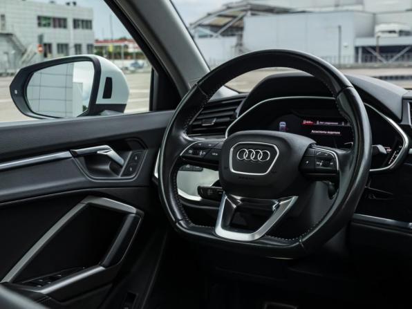 Audi Q3 II (F3) с пробегом 2021 года, цена 3 759 000 рублей, 81289 км, внедорожник, Автокод Объявления