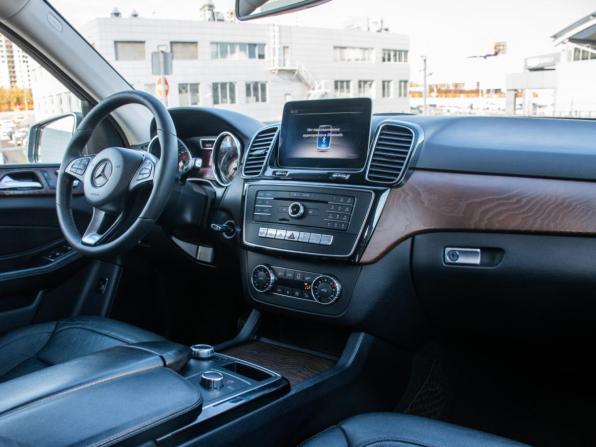 Mercedes-Benz GLE I (W166) с пробегом 2018 года, цена 3 338 000 рублей, 235344 км, внедорожник, Автокод Объявления