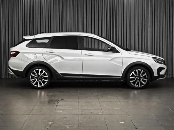 Lada (ВАЗ) Vesta I Рестайлинг (NG) с пробегом 2024 года, цена 1 548 000 рублей, 43291 км, универсал, Автокод Объявления