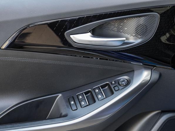 Hyundai Lafesta I Рестайлинг с пробегом 2023 года, цена 2 580 000 рублей, 34149 км, седан, Автокод Объявления
