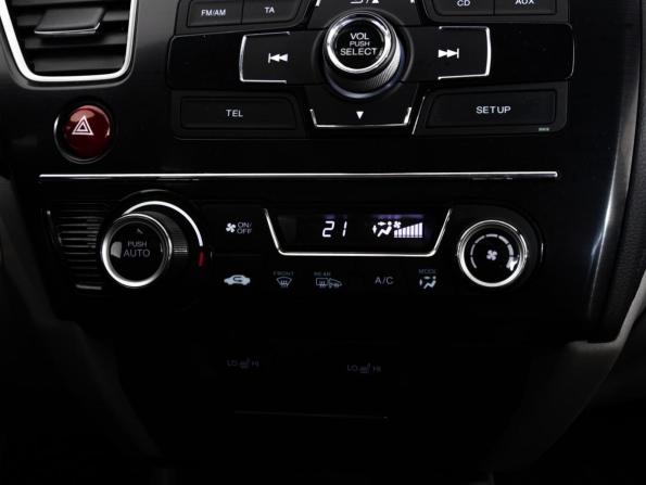 Honda Civic IX Рестайлинг с пробегом 2014 года, цена 1 599 000 рублей, 95131 км, седан, Автокод Объявления