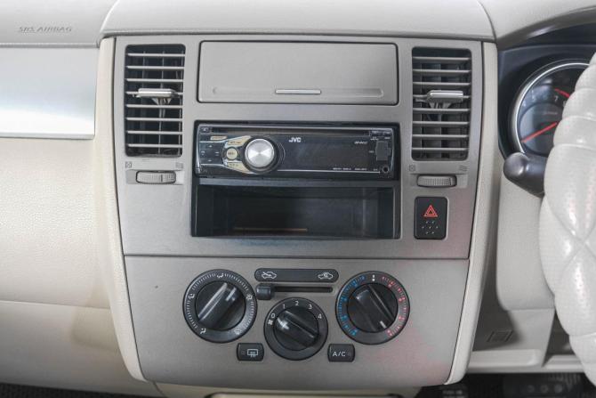 Nissan Tiida I с пробегом 2006 года, цена 579 000 рублей, 307000 км, седан, Автокод Объявления