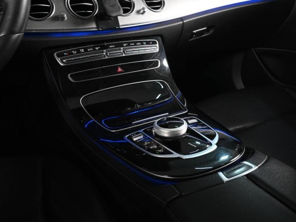 Mercedes-Benz E-Класс V (W213 S213 C238) с пробегом 2018 года, цена 2 649 000 рублей, 114603 км, седан, Автокод Объявления
