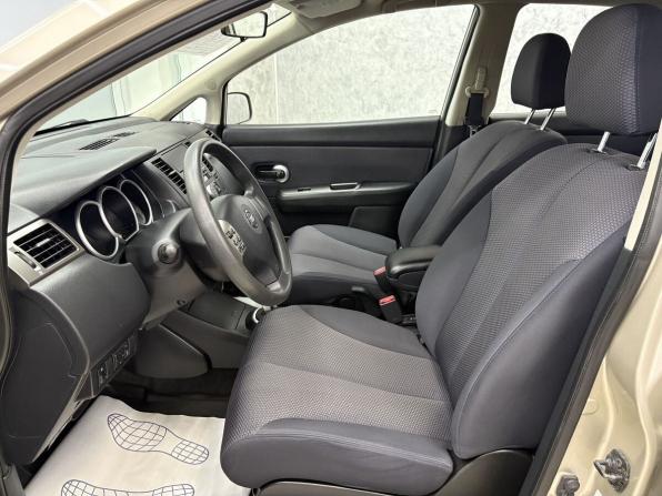 Nissan Tiida I Рестайлинг с пробегом 2010 года, цена 865 000 рублей, 134301 км, седан, Автокод Объявления