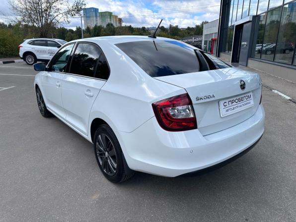 Skoda Rapid I Рестайлинг с пробегом 2017 года, цена 1 349 000 рублей, 101850 км, лифтбек, Автокод Объявления
