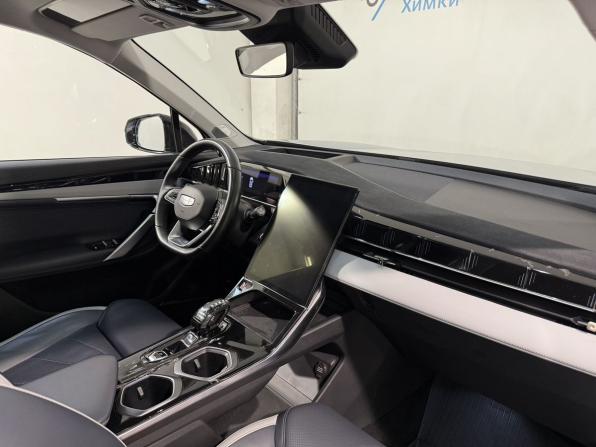 Geely Atlas II с пробегом 2024 года, цена 2 999 800 рублей, 43129 км, внедорожник, Автокод Объявления