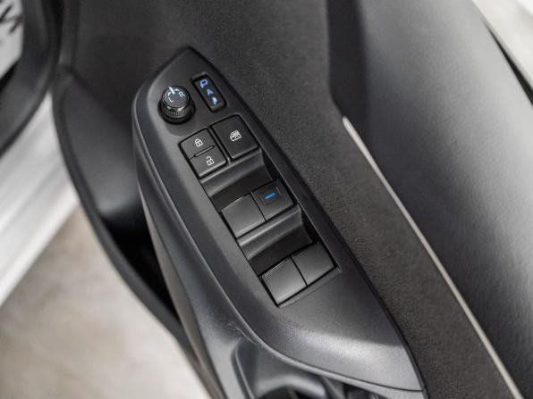 Toyota Yaris IV с пробегом 2020 года, цена 1 177 000 рублей, 104356 км, хэтчбек, Автокод Объявления