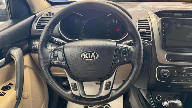 Kia Sorento II Рестайлинг с пробегом 2013 года, цена 1 650 000 рублей, 255895 км, внедорожник, Автокод Объявления
