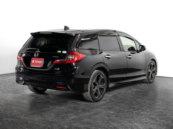 Honda Jade I Рестайлинг с пробегом 2019 года, цена 1 649 500 рублей, 101000 км, компактвэн, Автокод Объявления