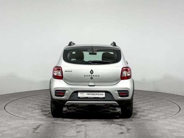Renault Sandero II с пробегом 2018 года, цена 1 100 000 рублей, 49000 км, хэтчбек, Автокод Объявления