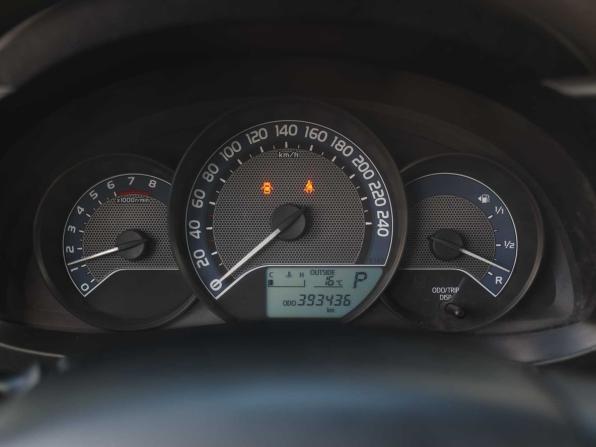 Toyota Corolla XI (E160 E170 E180) с пробегом 2013 года, цена 845 000 рублей, 393435 км, седан, Автокод Объявления