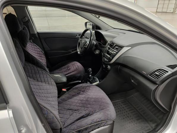 Hyundai Solaris I Рестайлинг с пробегом 2015 года, цена 905 000 рублей, 125448 км, хэтчбек, Автокод Объявления
