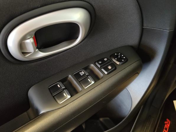 Kia Soul II Рестайлинг с пробегом 2019 года, цена 1 450 000 рублей, 132301 км, хэтчбек, Автокод Объявления