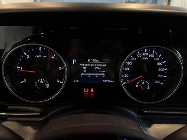 Kia Carnival IV с пробегом 2021 года, цена 3 640 000 рублей, 93706 км, минивэн, Автокод Объявления