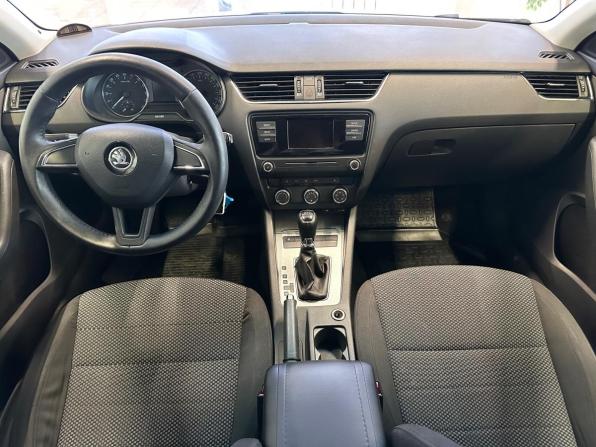 Skoda Octavia III (A7) с пробегом 2016 года, цена 1 050 000 рублей, 223000 км, лифтбек, Автокод Объявления