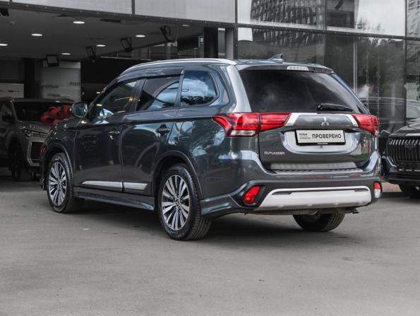 Mitsubishi Outlander III Рестайлинг 3 с пробегом 2020 года, цена 1 500 000 рублей, 343110 км, внедорожник, Автокод Объявления