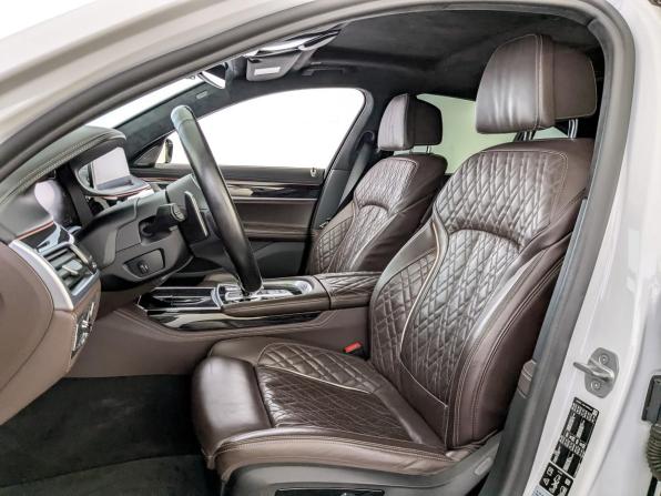 BMW 7 серии VI (G11/G12) Рестайлинг с пробегом 2021 года, цена 7 100 000 рублей, 73925 км, седан, Автокод Объявления