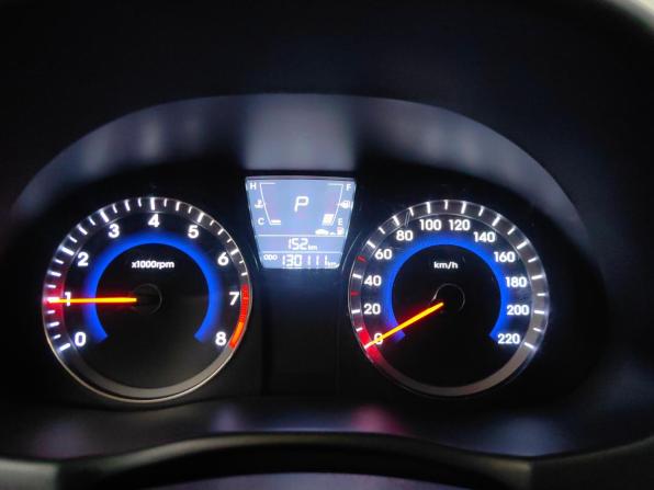 Hyundai Solaris I с пробегом 2012 года, цена 668 000 рублей, 130000 км, хэтчбек, Автокод Объявления