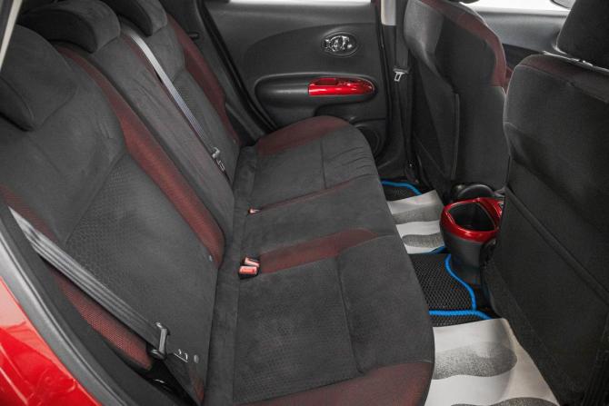 Nissan Juke I с пробегом 2012 года, цена 999 000 рублей, 200000 км, внедорожник, Автокод Объявления