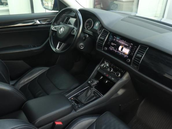 Skoda Kodiaq I с пробегом 2018 года, цена 2 303 000 рублей, 201500 км, внедорожник, Автокод Объявления