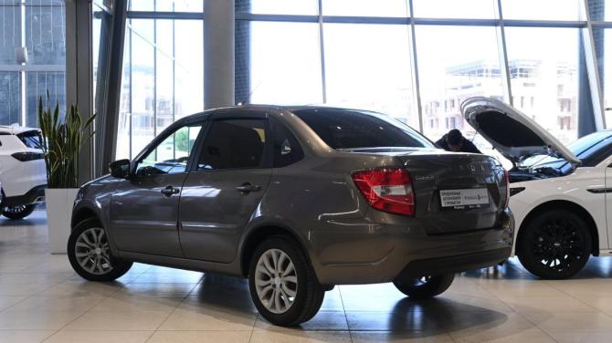 Lada (ВАЗ) Granta I Рестайлинг с пробегом 2021 года, цена 695 000 рублей, 72353 км, седан, Автокод Объявления