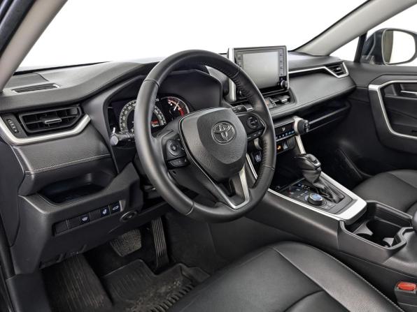 Toyota RAV4 V (XA50) с пробегом 2022 года, цена 4 020 000 рублей, 83842 км, внедорожник, Автокод Объявления