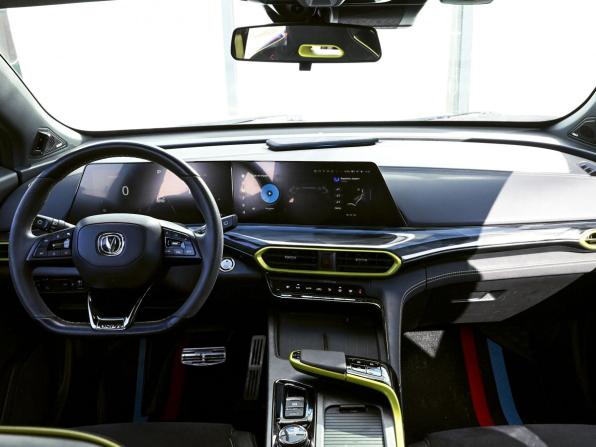 Changan UNI-T I с пробегом 2021 года, цена 2 175 000 рублей, 87000 км, внедорожник, Автокод Объявления