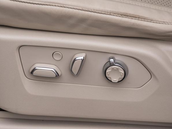 Cadillac Escalade V с пробегом 2021 года, цена 7 749 000 рублей, 123906 км, внедорожник, Автокод Объявления