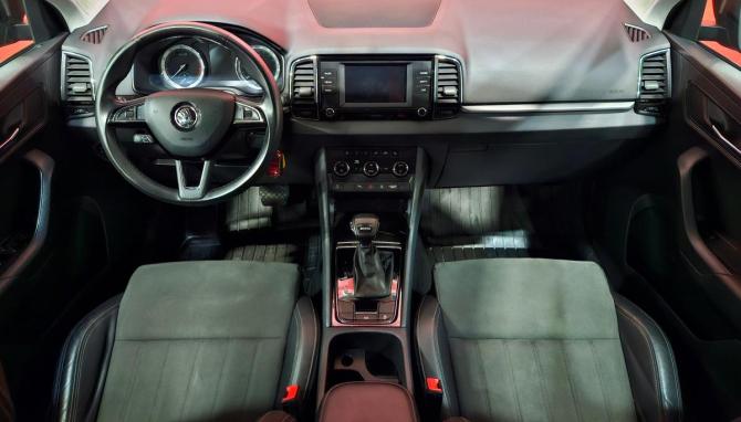 Skoda Karoq I с пробегом 2020 года, цена 2 079 000 рублей, 139958 км, внедорожник, Автокод Объявления