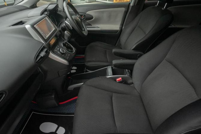 Toyota Wish II с пробегом 2009 года, цена 1 198 000 рублей, 217900 км, минивэн, Автокод Объявления