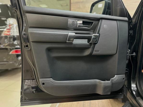 Land Rover Discovery IV с пробегом 2013 года, цена 1 820 000 рублей, 229000 км, внедорожник, Автокод Объявления