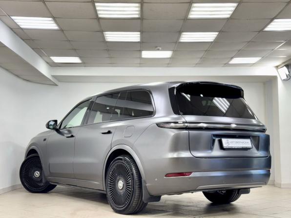 Li Auto (Lixiang) L9 I Рестайлинг с пробегом 2024 года, цена 7 390 000 рублей, 51664 км, внедорожник, Автокод Объявления