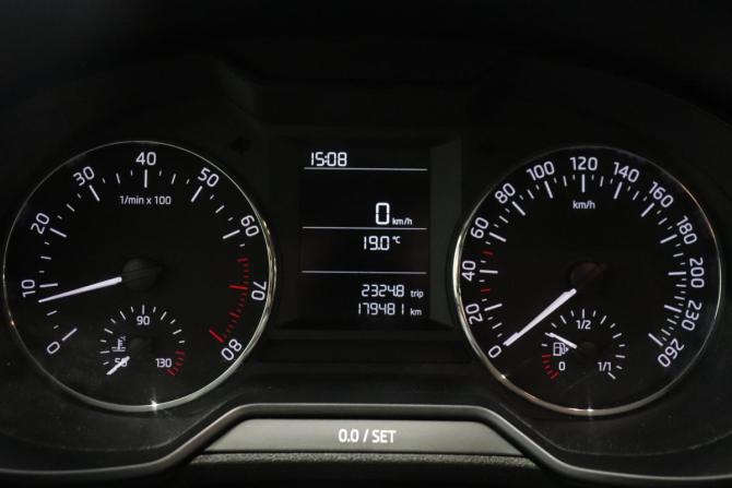 Skoda Octavia III (A7) с пробегом 2014 года, цена 927 000 рублей, 179481 км, лифтбек, Автокод Объявления