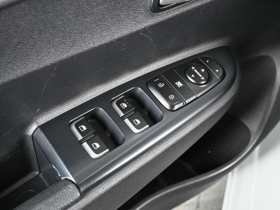 Kia Rio IV Ростов-на-Дону  - изображение 15