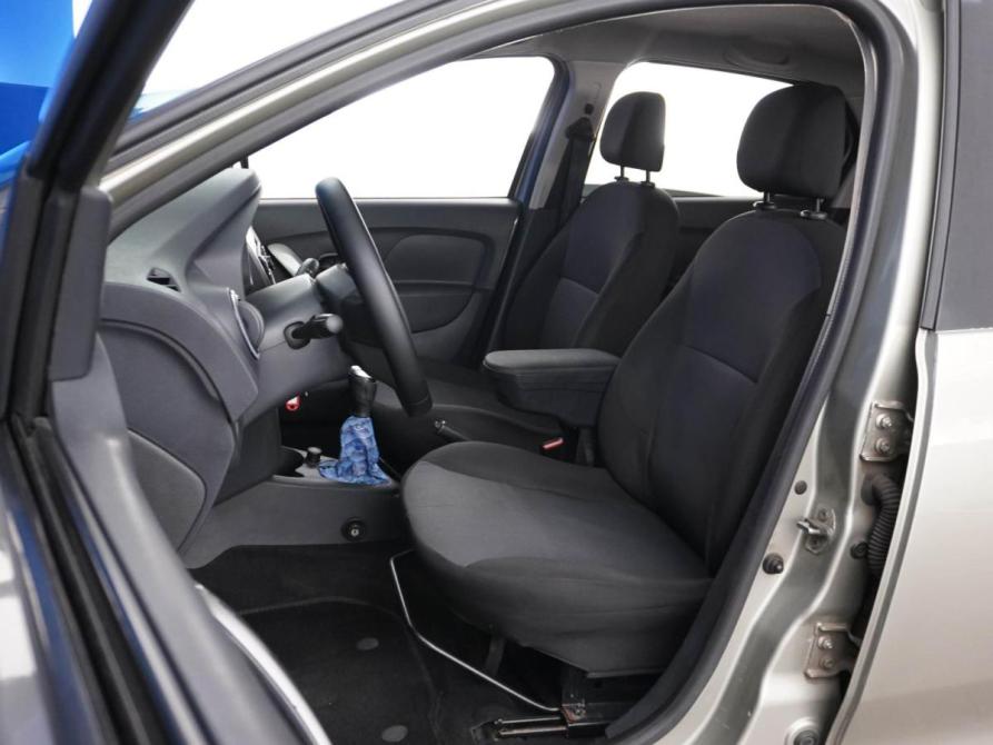 Renault Logan II Москва  - изображение 9