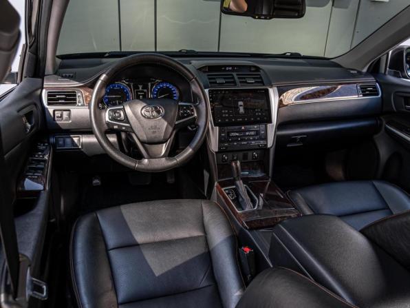 Toyota Camry VII (XV50) Рестайлинг с пробегом 2016 года, цена 2 289 000 рублей, 104638 км, седан, Автокод Объявления