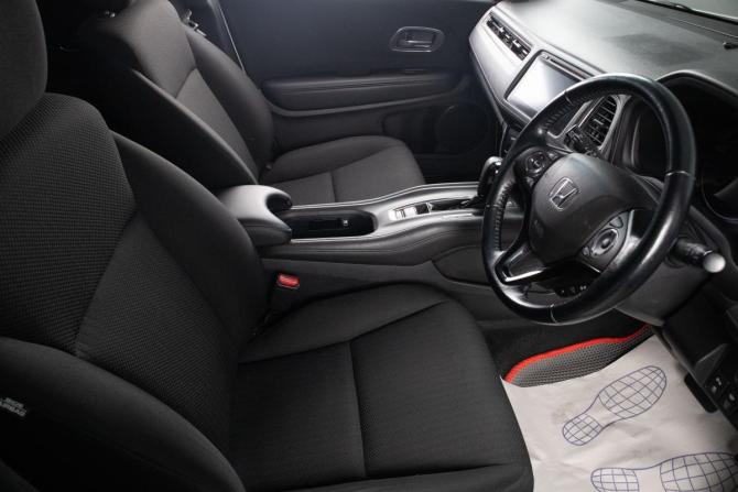 Honda Vezel I с пробегом 2017 года, цена 2 099 000 рублей, 157241 км, внедорожник, Автокод Объявления