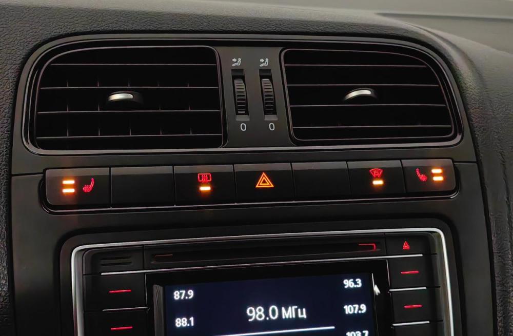 Volkswagen Polo V Рестайлинг Москва  - изображение 21